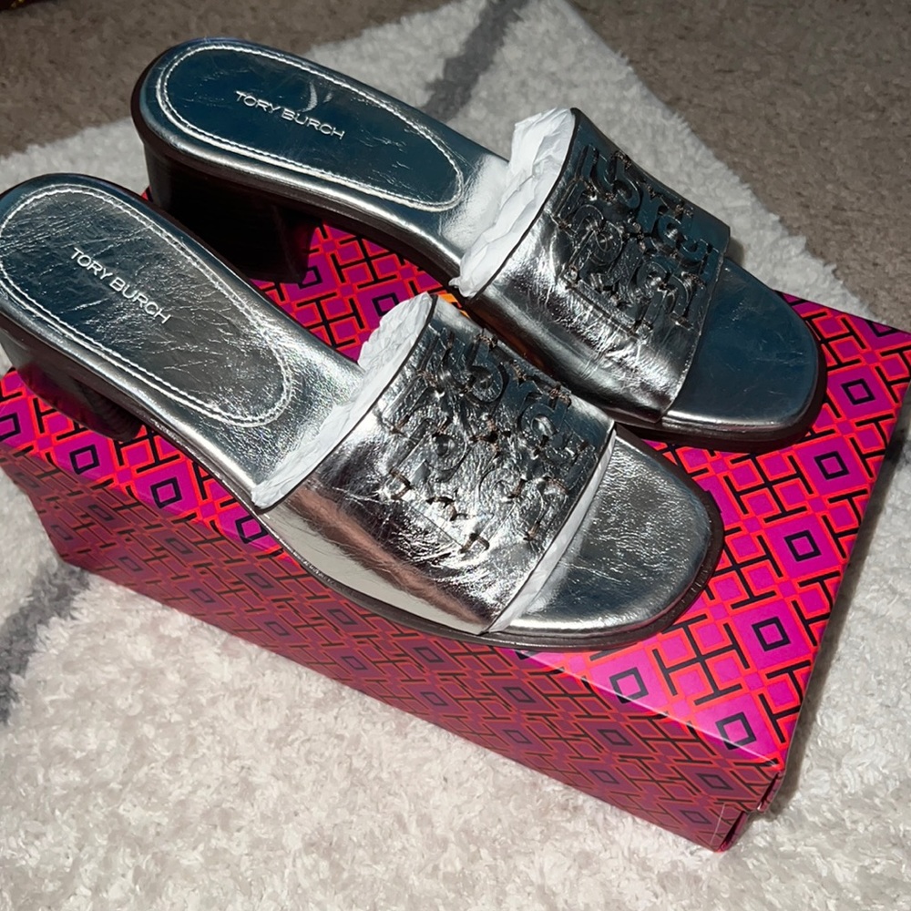 **BRAND NEW** Tori Burch Ines Heel Sandal 55mm Tibi Metal